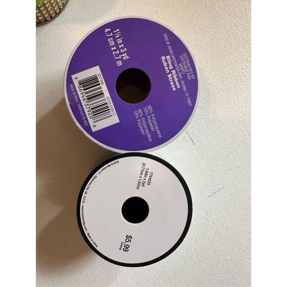 Floral Garden Diamond Wrap Ribbon 6 Rolls - Silver & Gold - Picture 4 of 5